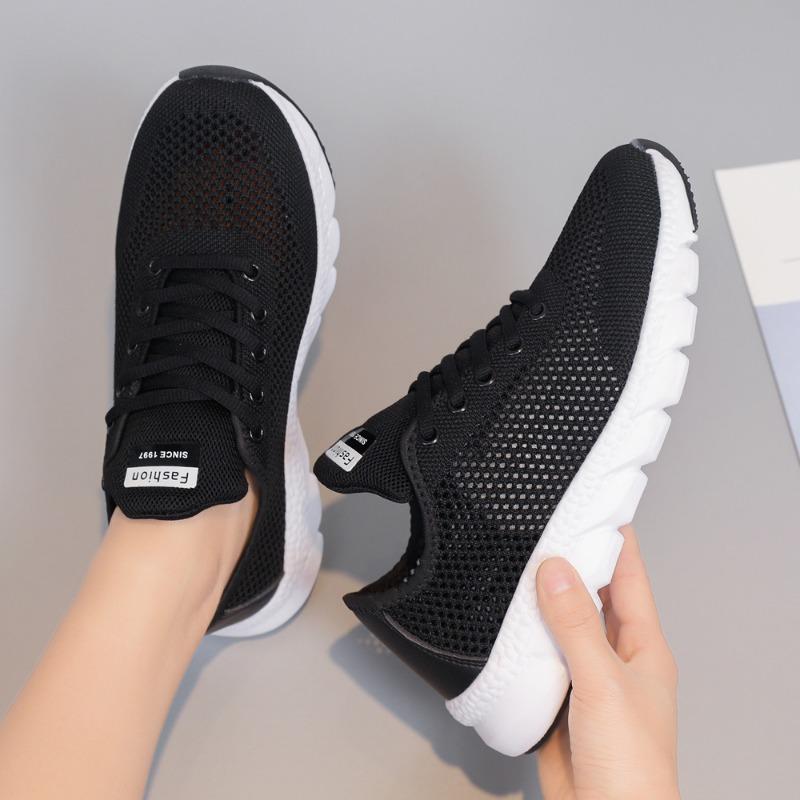 

Perforated Breathable Shoes Sports Shoes Casual Shoes Lightweight Anti-slip Running Shoes Women s Shoes 36 чорний