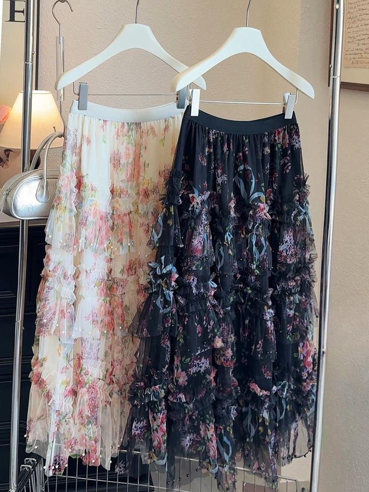 Tüllrock mit Perlen und Blumendruck und unregelmäßigem Saum - Damen Netz-Puffrock