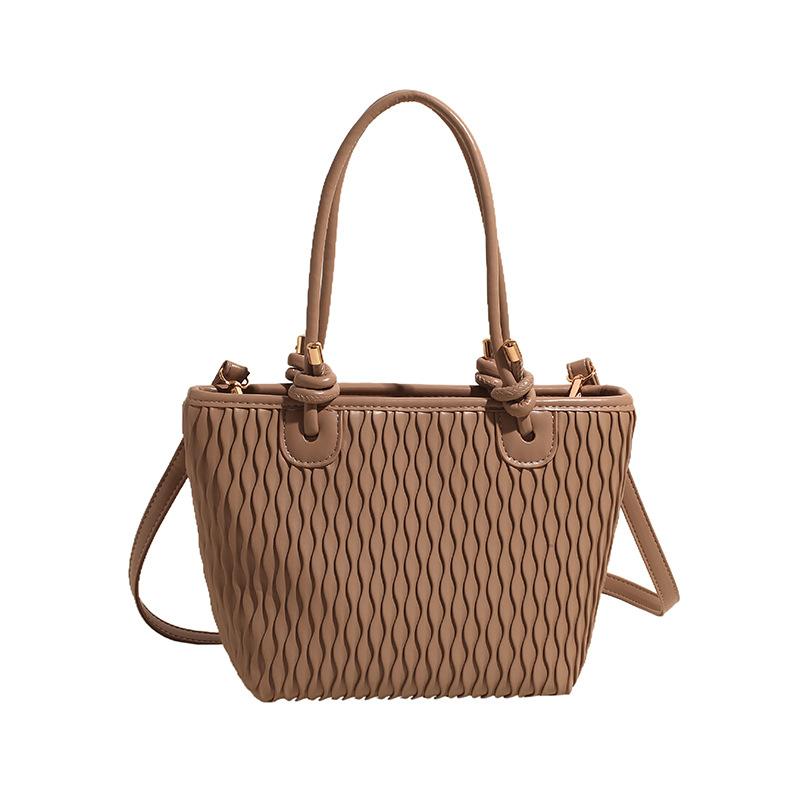 Korean version of trendy fashion bucket bag women's 2025 summer new simple casual shoulder bag high-end oblique span women's bag