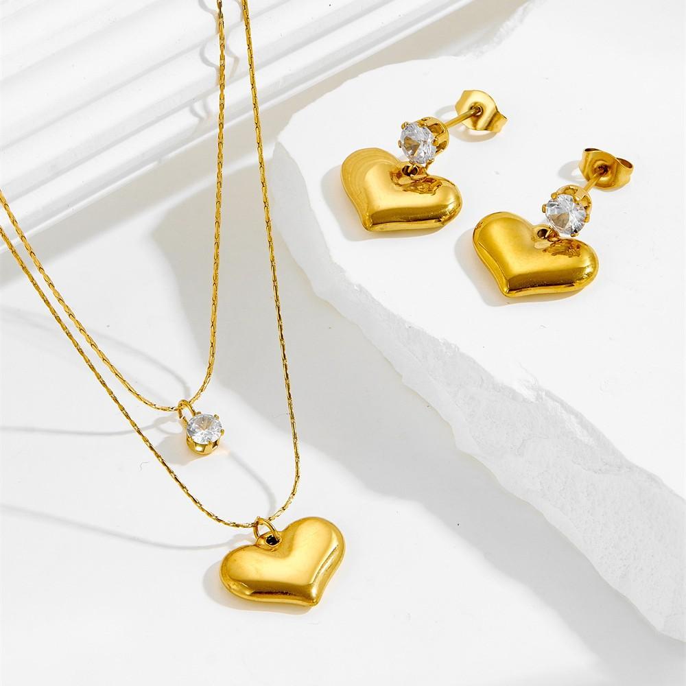 Retro Fashion Trendy Simple New Style Gold-color Plated Heart Diamond Pendant Necklace Women's Sweater Chain