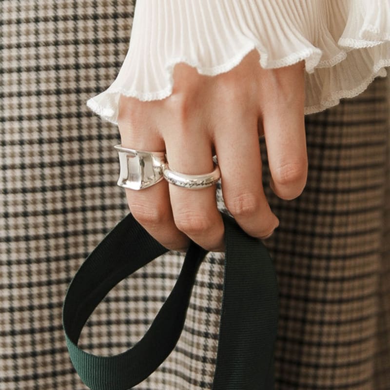 Retro finger Square Curve_SR152