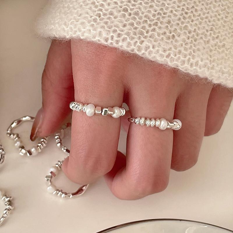 Stylish Geometric Copper Ring For Women With Unique Design Ideal For Couples