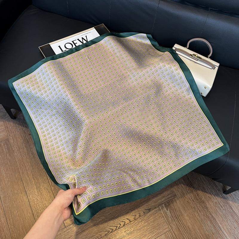 New silk scarf women's fashion versatile high-end small square scarf Korean version neck protection scarf spring and autumn retro scarf binding bag