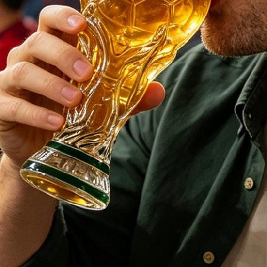 2 Pièces Verre à Bière Troisième de Football, Verre de Célébration de Football pour le Jour de Match, Capacité 500ml Vaisselle de Fête de Football pour Fêtes BBQ Bar Maison