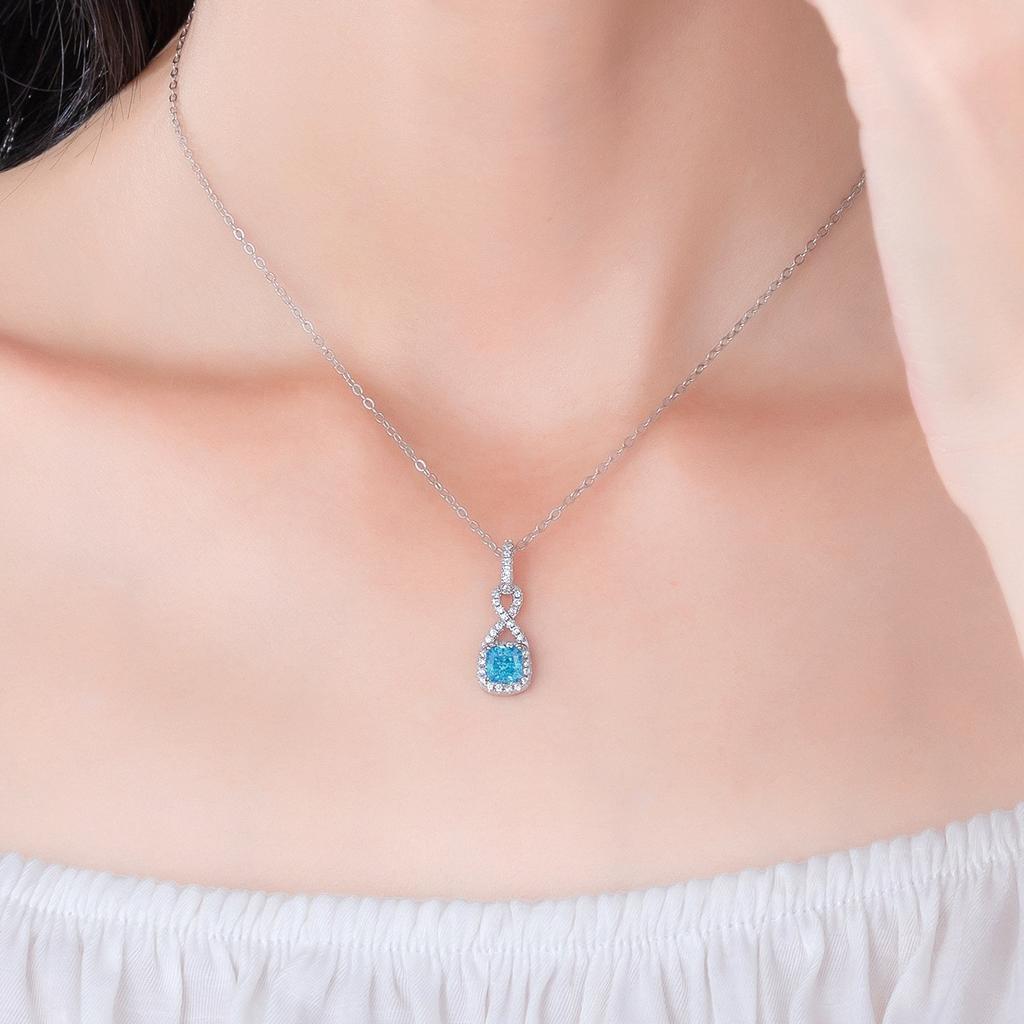 S925 Sterling Silver Ice Flower Cut 8-Character Necklace High-End Sugar Cube Strong Chain Ins Light Luxury Square Collarbone Chain