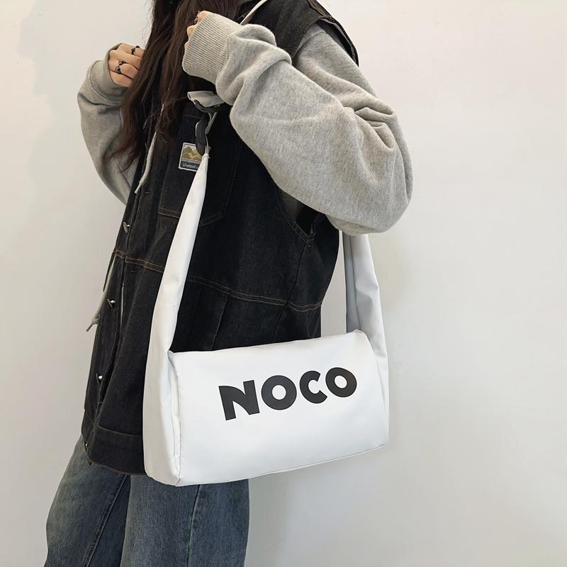 Спортивная сумка через плечо — фото 16