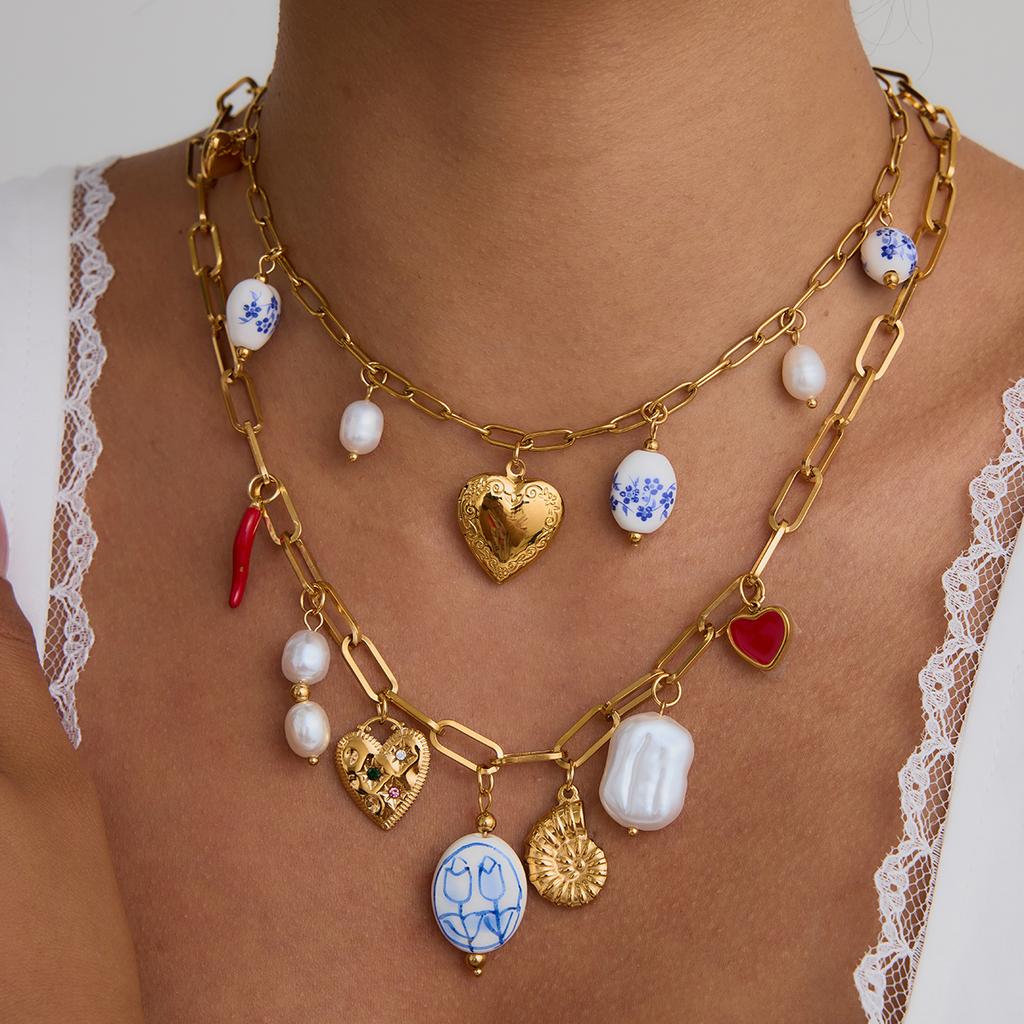 Youthway  Gold Plated Stainless Steel Love Heart Imitation Pearl Ceramics Pendant Necklace Trendy Versatile Accessories Gift