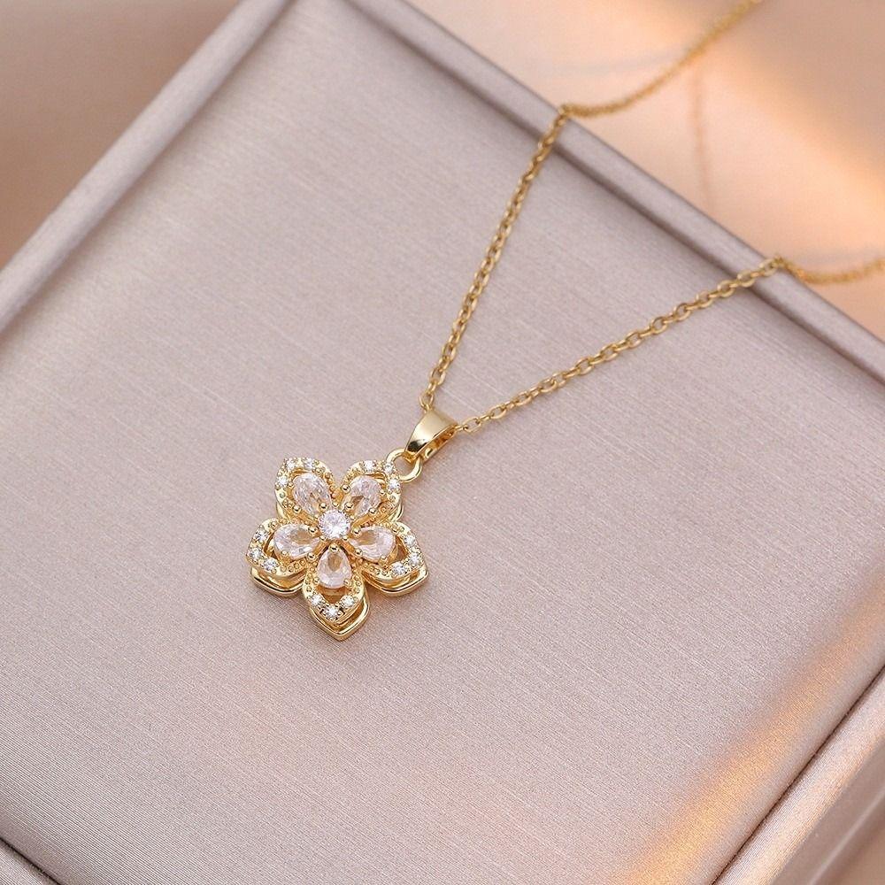 Sweet Zircon Pendant Necklace Shiny Petal Gold Necklace Gifts Rotatable Flowers Choker For Women