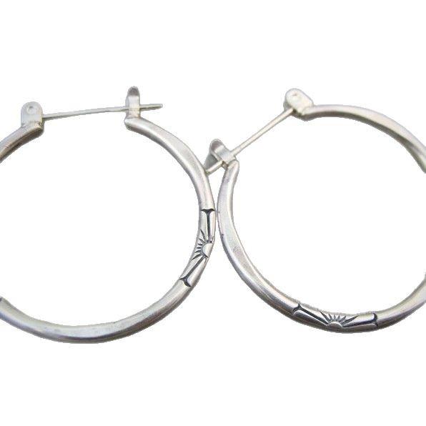 Retro Antique Silver Floral Hoop Earrings - European & American Style