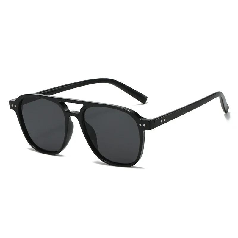  Retro Rivets Double Bridges Men Sunglasses Fashion Women Luxury Shades UV400 Green Sun Glasses