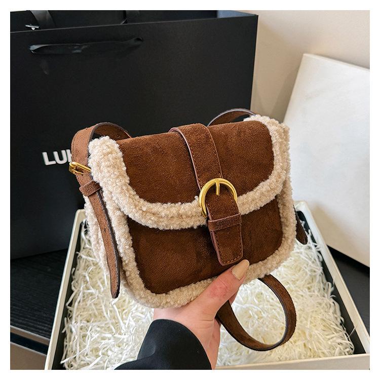 Premium Texture Retro Plush Bag Women's 2025 New Autumn and Winter Versatile Messenger Bag Fashionable Shoulder Small Square Bag