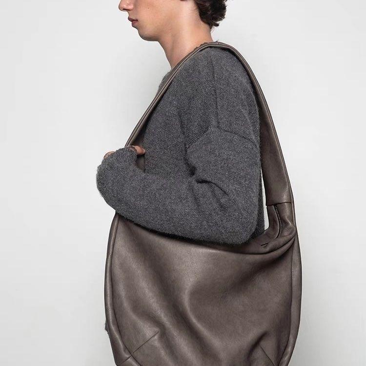 Washed mottled crossbody pleated leather stray bag factory direct sales source factory starting from one piece