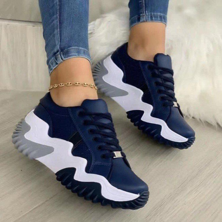 

2022 Women s Large Size Thick Platform Lace-Up Casual Sports Shoes - European & American Style, Round-Toed Design 43 білий