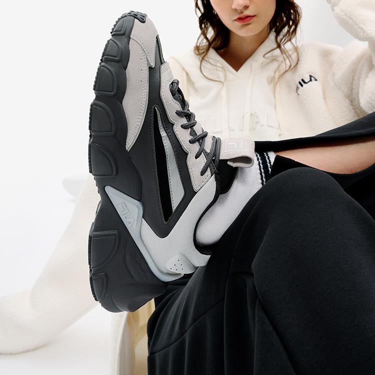 Fila Zapatillas de Moda Tela Cuero Sintético Doble Capa Ante de Piel de Vacuno Suela Gruesa Amortiguación Modernas Caña Baja Zapatos Casuales F12W241117FVF