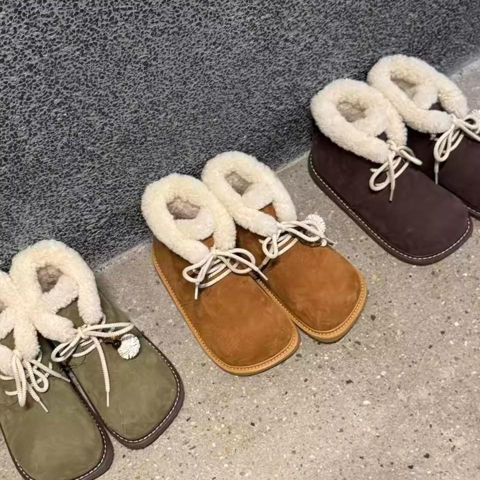 Women's lightweight thick sole winter warm fur one snow boots plush lamb's wool lined non-slip casual sports cotton boots cotton shoes sneakers