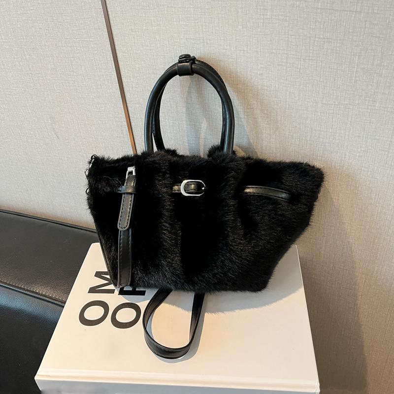 Commuter Messenger Bag Plush Bag Women's Shoulder Bag