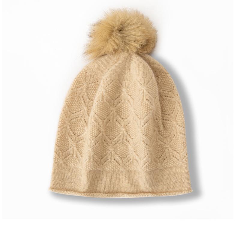 New High End Solid Color Cable Fur Ball Thickened and Warm Stylish Knitted Casual Hat for Women