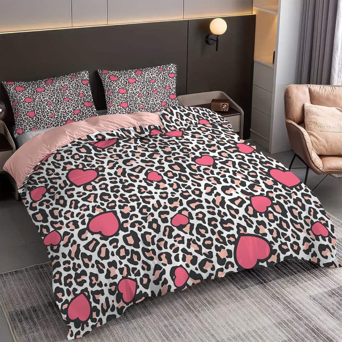 

3pc bedding set pink leopard print love print (1 set +2 pillowcases, no core) Bedding is suitable for warm bedrooms and rooms 135x200cm-EU-Single