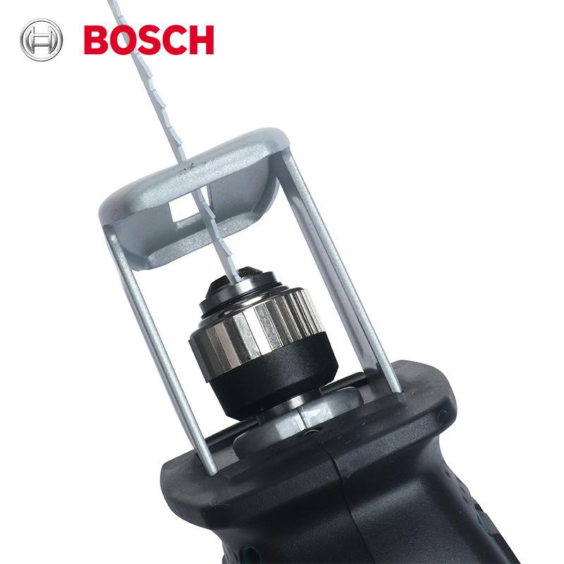 Bosch Sierra de sable GSA 12V-LI, sierra alternante inalámbrica de 12V, cortador de Metal y madera recargable con 2 cuchillas de corte y 1 batería de litio