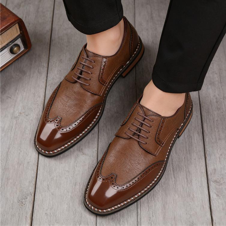 Nové pánské špičaté bílo-hnědé mix barvy ležérní brogues oxfordky značkový designér svatební šaty Homecoming ples formální obuv
