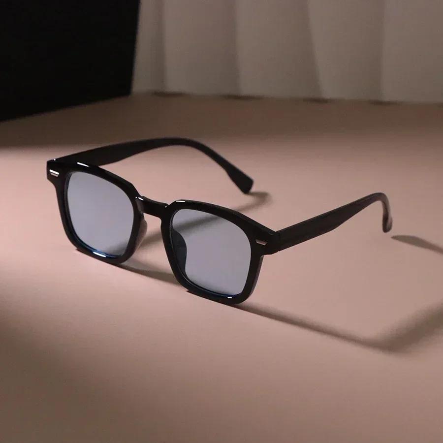 Fashion Sunglasses Women Men Square Plastic Vintage Stylish Oversized Ladies Sun Glasses Retro Vacation