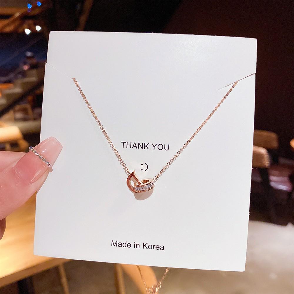 Korean 18K Gold Titanium Steel Women's Clavicle Necklace - Versatile, High-End, Non-Fading Temperament Choker.