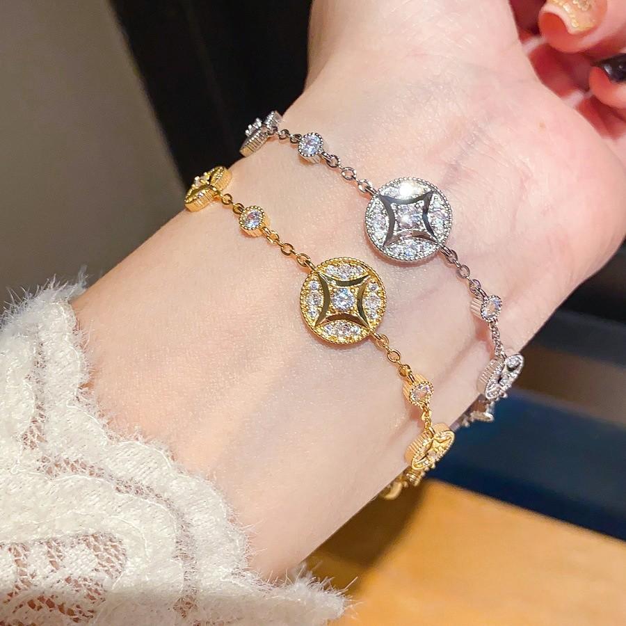 Copper Zircon Round Hand Chain For Women Light Luxury Style Perfect For Daily Wear