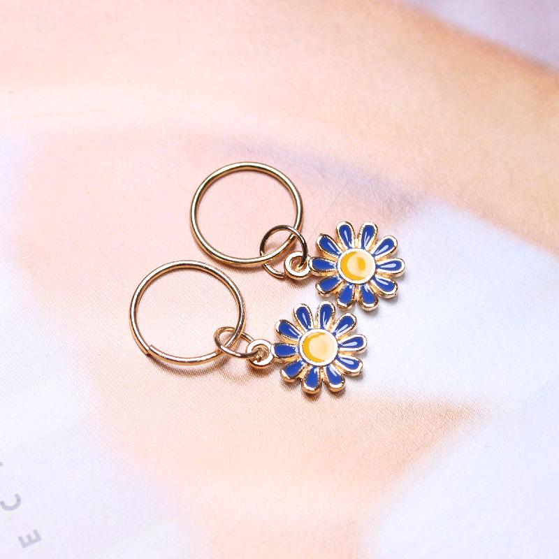 DIY Jewelry Accessories: Oil Drip Alloy Curved Daisy Chrysanthemum Headdress with Dirty Braids Hair Pendant