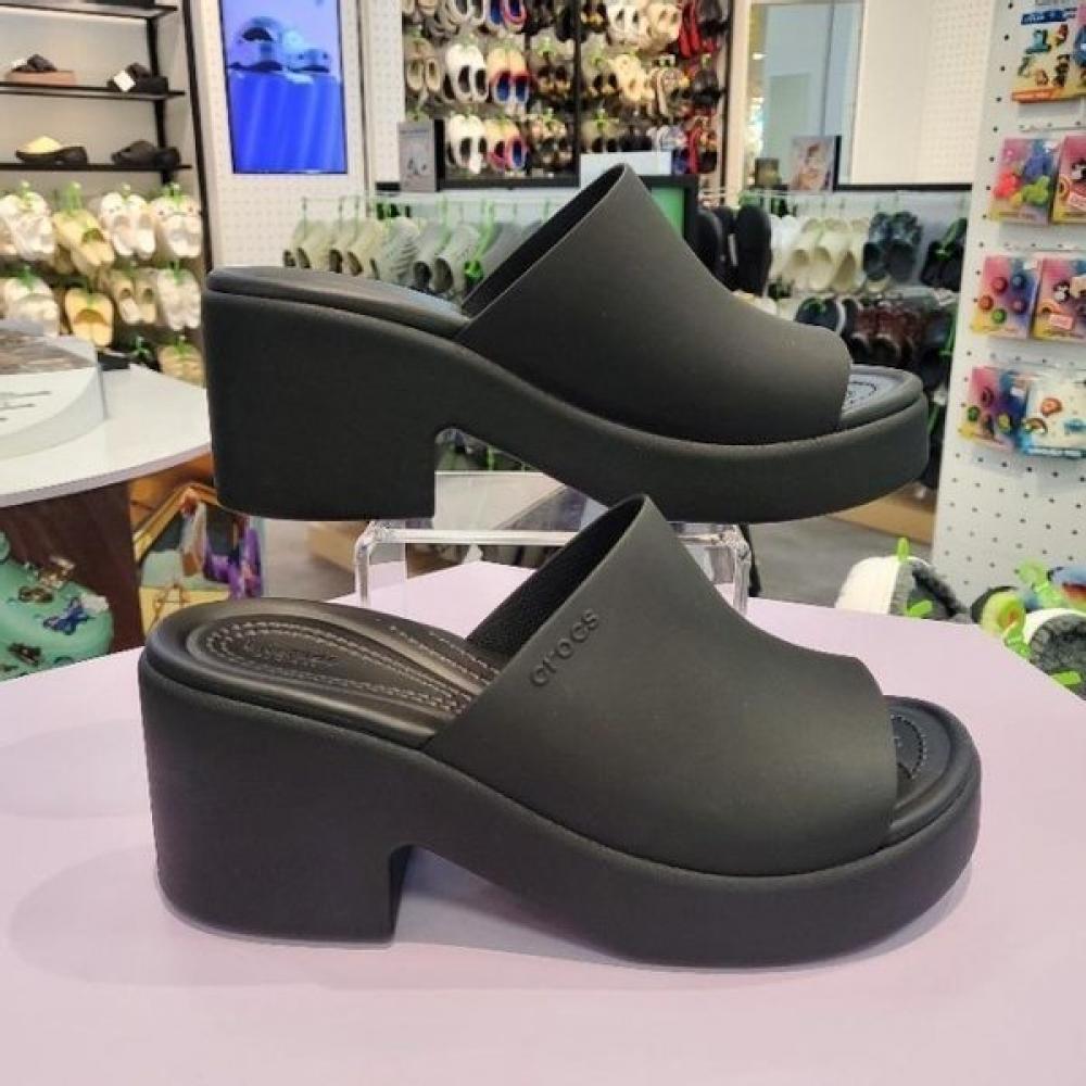 

Crocs Brooklyn Slide Heel Black 209408 060 black/220