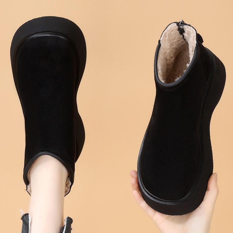 Women's Faux Suede Furry Mini Boots Winter Platform Short Boots Cozy Faux Fur Slip-On Flat Snow Booties Warm Home Outdoor Walking Shoes for Women