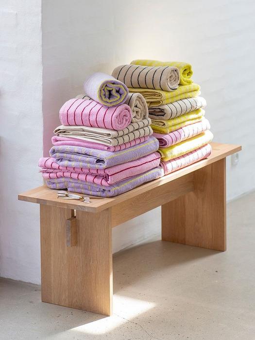 

BONGUSTA Naram Bath Towel Sea foam & deep teal