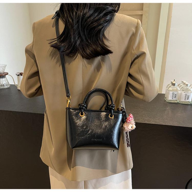 Ielgy Autumn Winter All-Match Fashion Cross-Body Red Portable Shoulder Bucket Bag