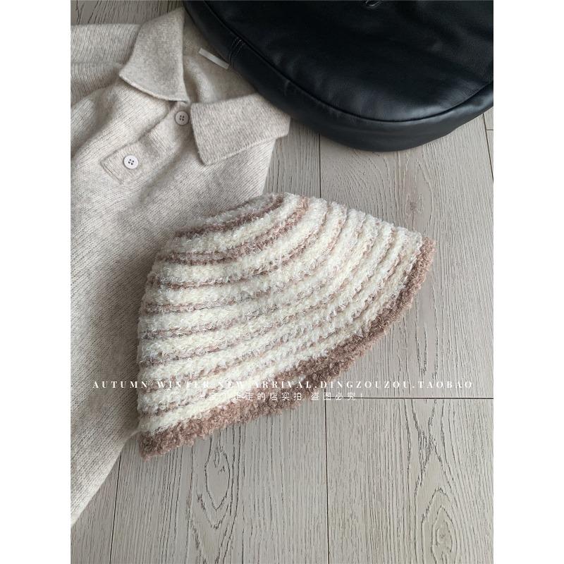 

Вязаная панама женская осенне-зимняя панама в полоску универсальная для лица маленькая шляпа большой обхват головы высокое чувство M（56-58cm）