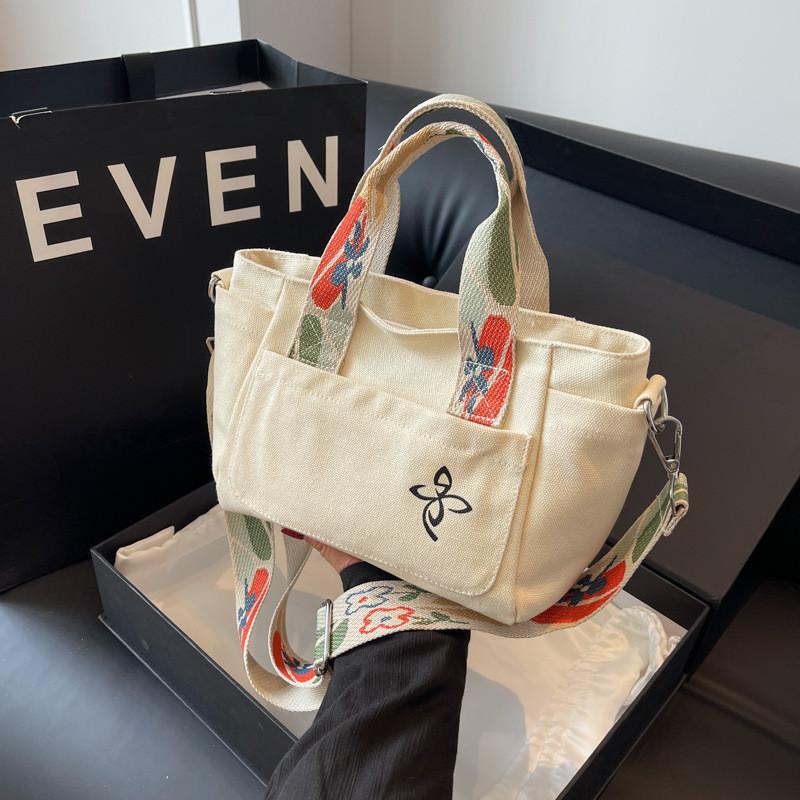 2024 New Korean Fashion Casual Handbag Women Street Trend Canvas Tote Bag