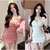 Vestido de primavera y verano nuevo, moderno y sexy, rosa puro de princesa, calado, cuello de una palabra Spice Girl, ajustado, que realza la figura