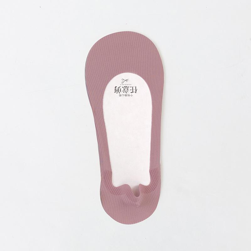 Female Summer Thin Silicone Non Slip Non Mark Shallow Mouth Ice Silk Boat Socks