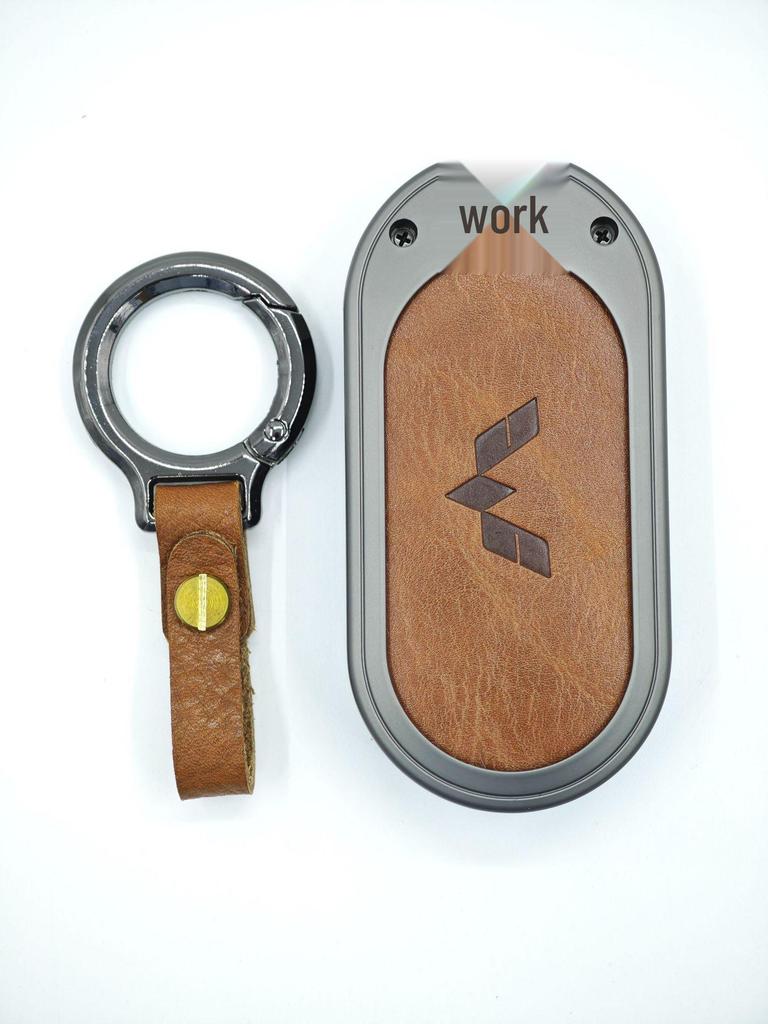 Wuling Hongguang Mini Leather Key Case – Genuine Leather Key Protection with Metal Buckle