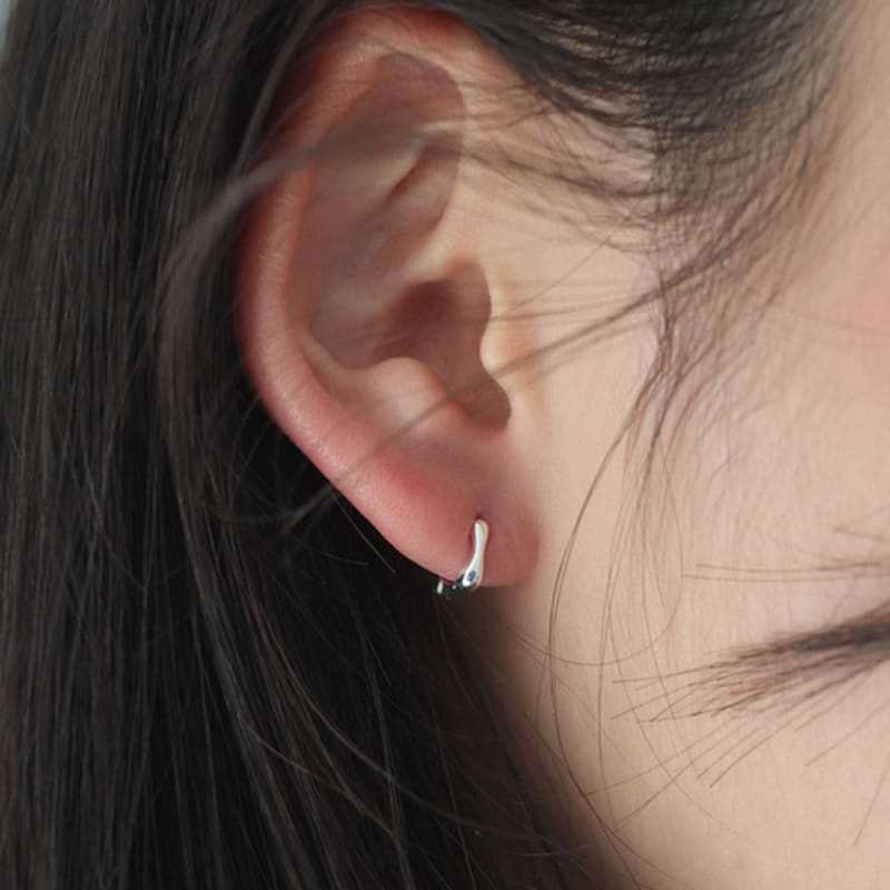 modernlike 14k gold-filled silver wave square earrings