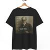 Maglietta 'La Tua Mamma' Mugshot di Sigmund Freud: Maglietta Meme Psicologia Divertente