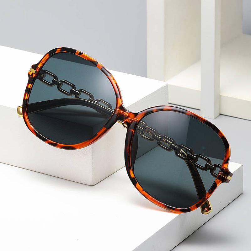 2025 Korean Retro Sunglasses - Trendy, Fashionable, High-End Black Frame, Gray Lens