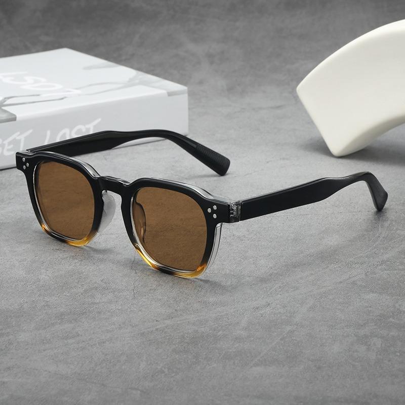 Retro Square Frame Sunglasses Men and Women Senior Sense of UV Protection Sun Glasses Luxury Brand Outdoor Popular Eyeglasses