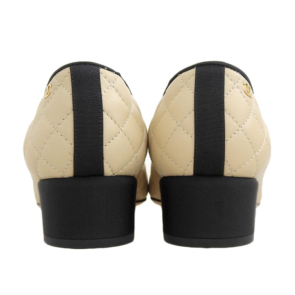 Chanel Excellent Condition Matelasse Leather Pumps for Women, Beige and Black, Size 37 1/2, G32771 Shoes 37.5 Beige / blackUsed