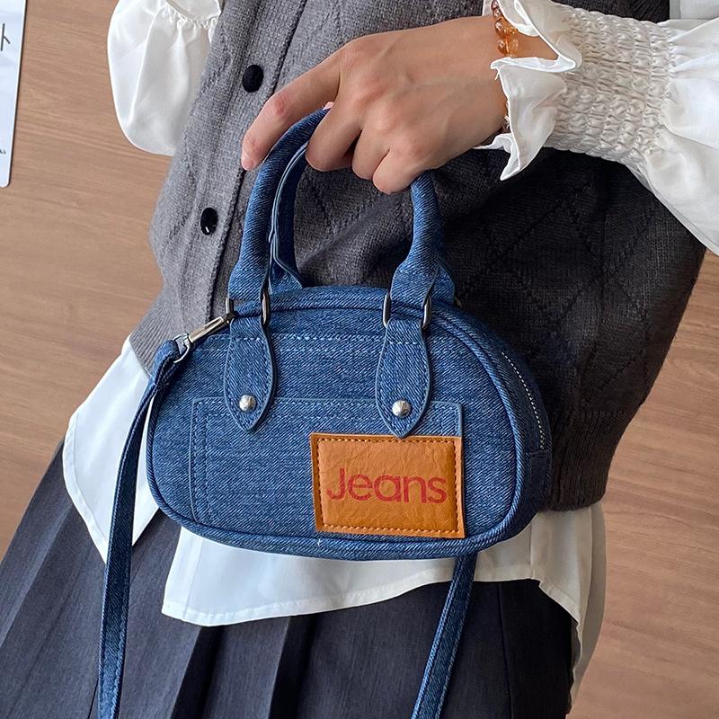 Personalized niche design casual portable denim style bowling bag female versatile commuter messenger bag bag