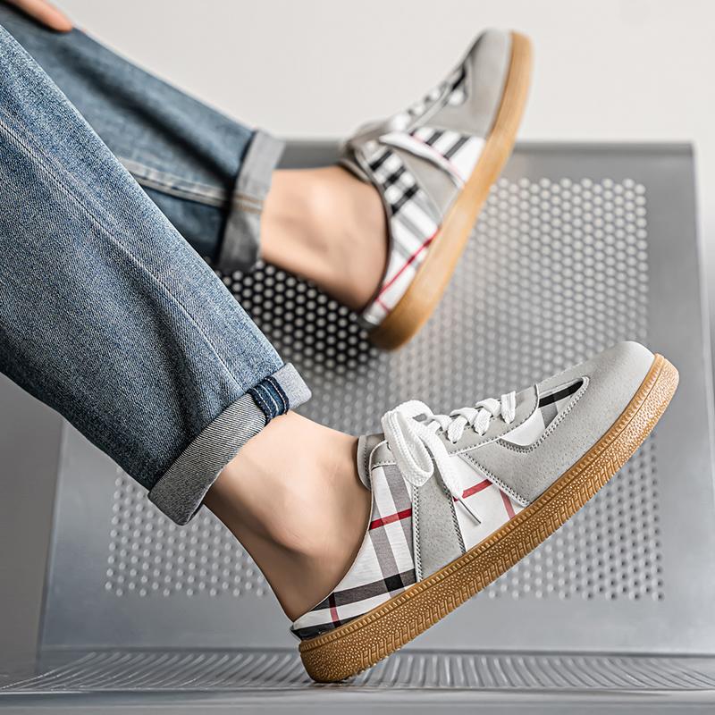 Men's casual slippers four seasons outdoor breathable stirrups fashion lightweight walking shoes soft non-slip indoor lazy shoes