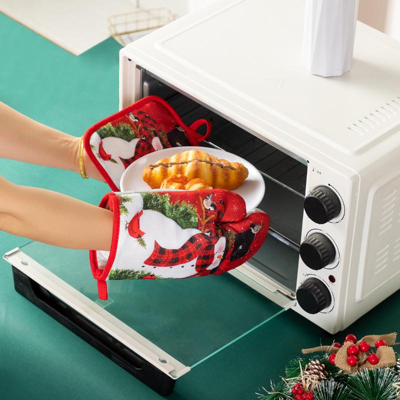 2PCS Christmas Oven Mitts and Pot Holders Set Heat Resistant Microwave Oven Gloves and Potholder for Kitchen Cooking Baking