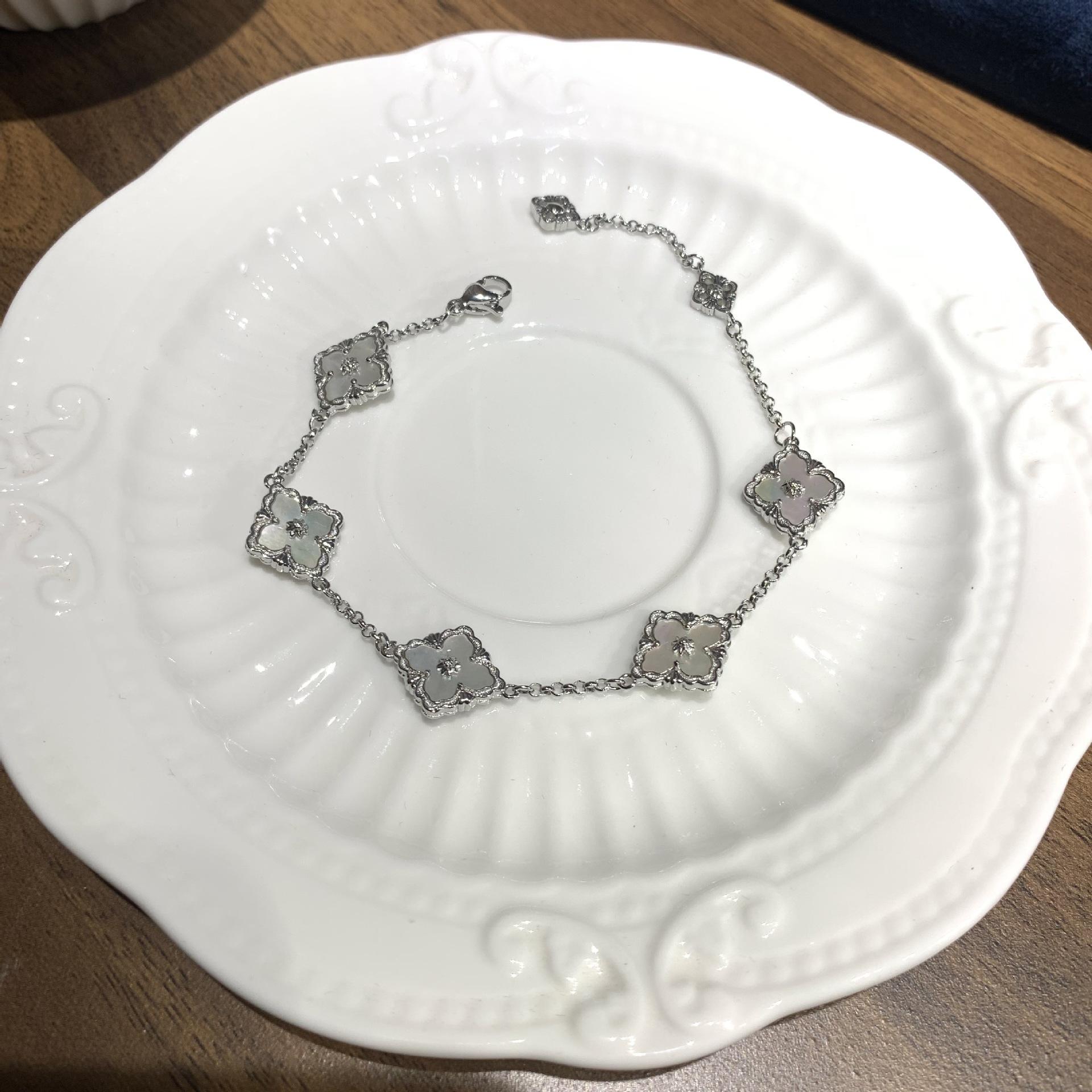 Ткань с начесом Ткань Маленький Мини Четырехлистник Белая Ракушка Пятилепестковый Браслет Ретро Дворцовый Стиль Украшения