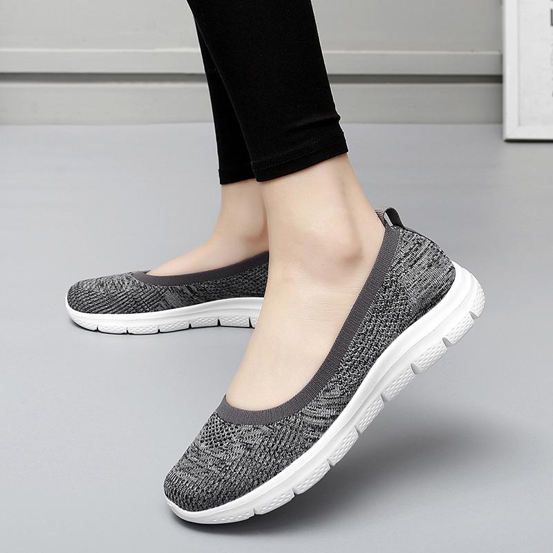 Women’s Moccasins Loafers Casual Green Slip on Walking Shoes Summer Black Lightweight Socks Shoes for Mother Large Size