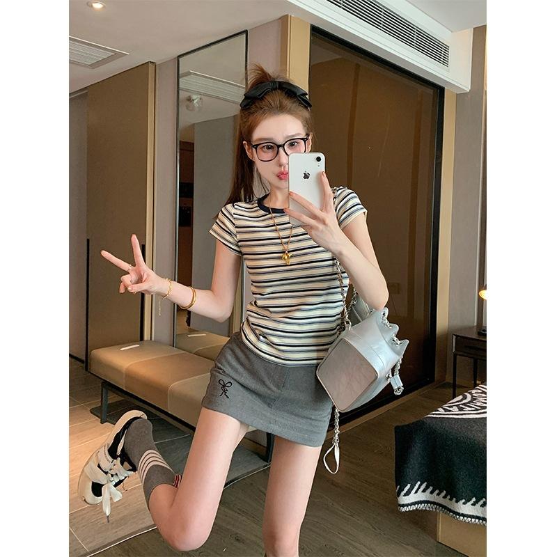 Striped Slim-fit Front Shoulder Short-sleeved T-shirt Women's Summer New Small Spice Girl Short Bottoming Shirt Tide