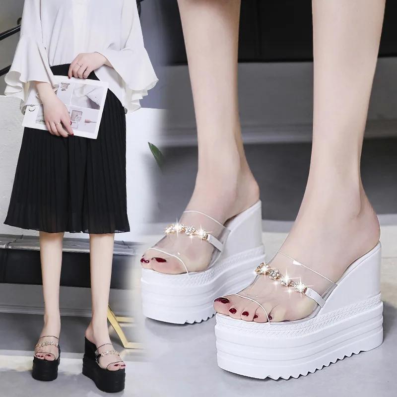 Letnie kapcie damskie wysokość wewnętrzna diament 12cm biszkoptowy koturn japonki moda seksowne rybie usta fajne kapcie sandały