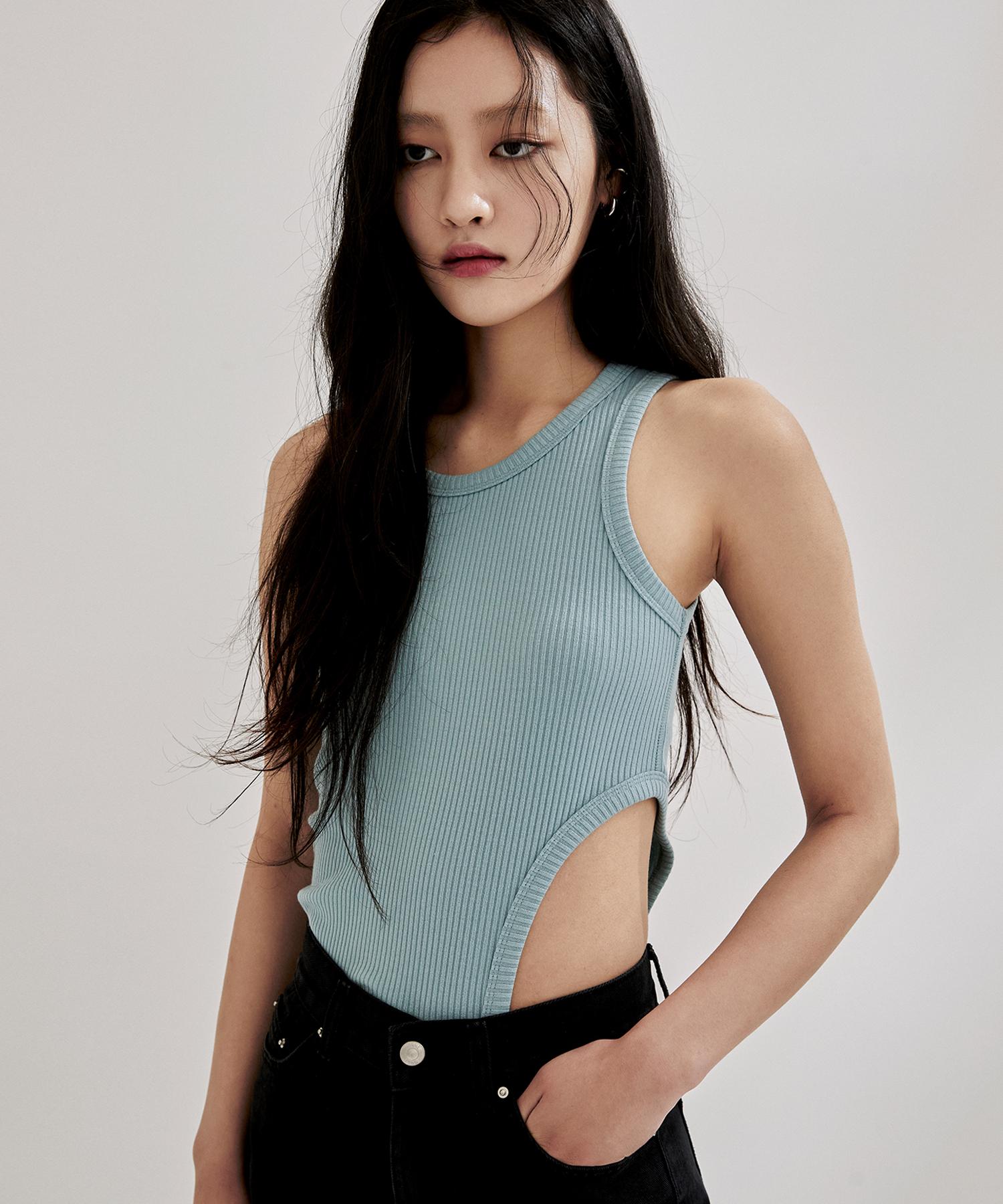 Onneu Ribbed Cut-Out Sleeveless Top - Mint Free